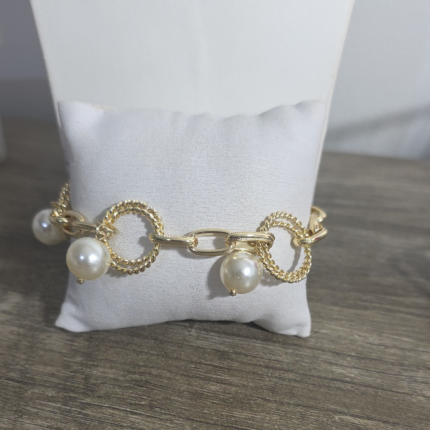 14k Gold Plated Pearl Charm Link Bracelet  Elegant Womens Jewelry